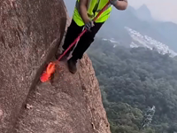 &nbsp;&nbsp;cliff sweeper.mp4 (2 MB)&nbsp;&nbsp;