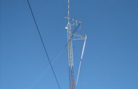   2007.06.09 17.43.10 busy tower  