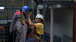 &nbsp;&nbsp;1 How To Pass and Rescue a Casualty from Ascent - IRATA Level 2 Croll Rescue.mp4 (213 MB)&nbsp;&nbsp;